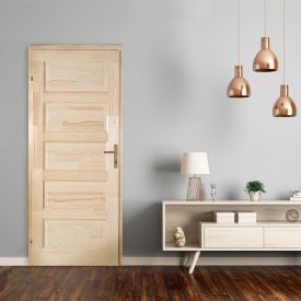 Fenyő beltéri ajtók