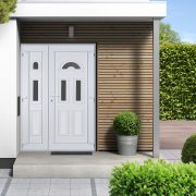 Vákuumpaneles műanyag bejárati ajtók